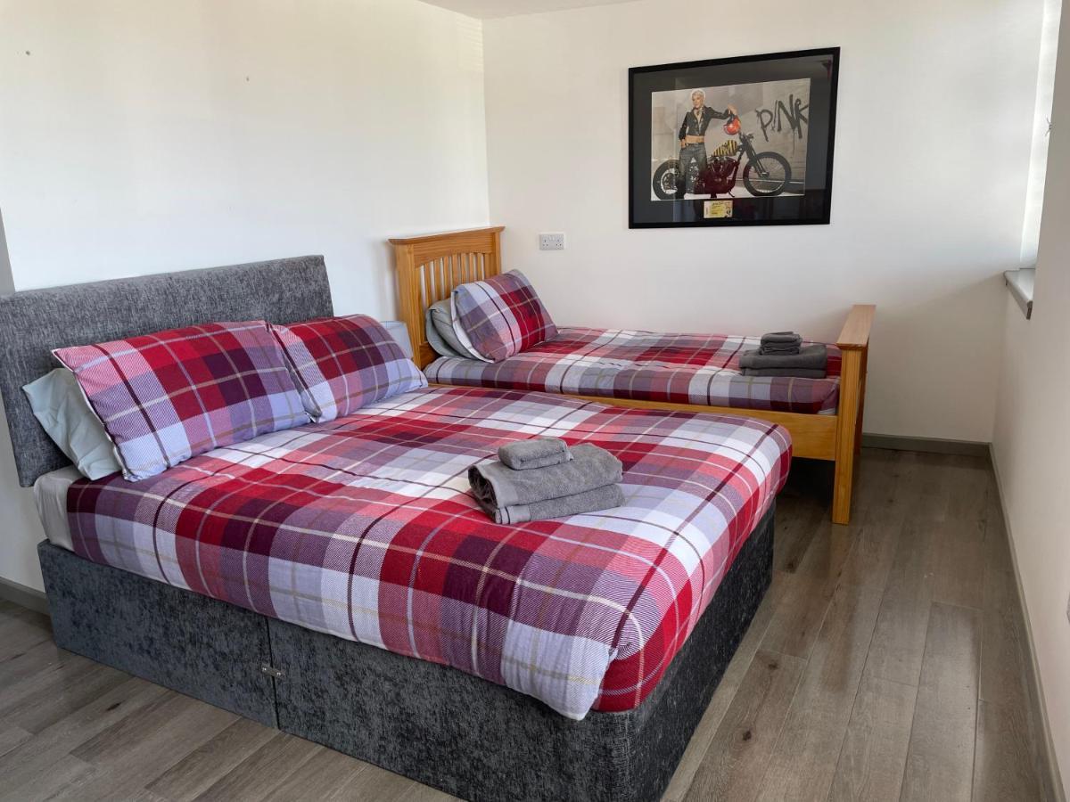 Rooms In Inverness Bagian luar foto